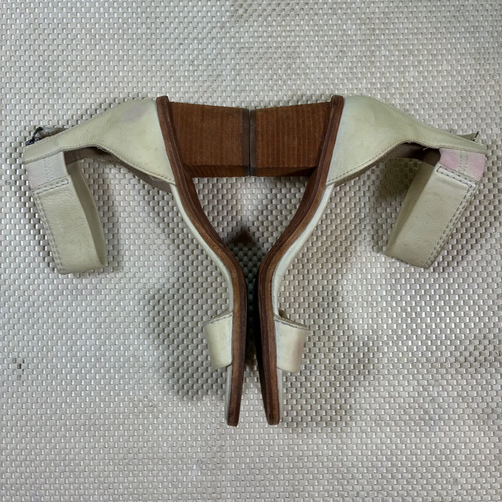 FRYE Brielle Bias Cream Leather Back Zip Ankle Strap Block Heel Sandals 7 - Image 8
