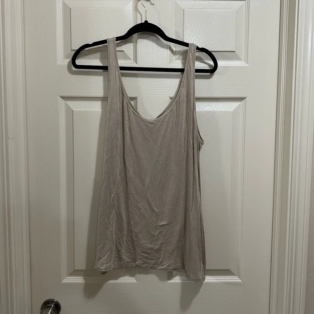 Old Navy tank top cami nude color size XXL - Image 3