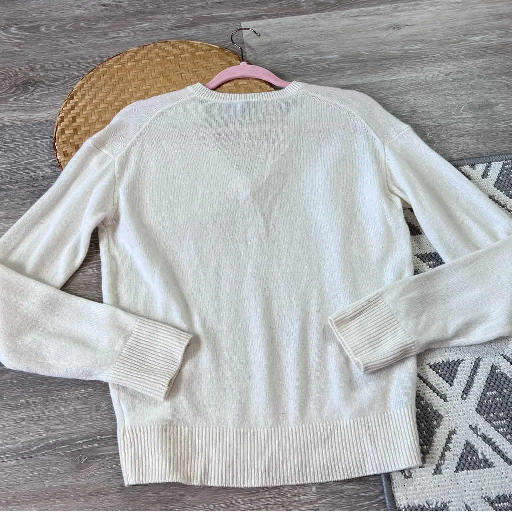 Theory 100% cashmere v neck sweater ivory‎ - Image 8