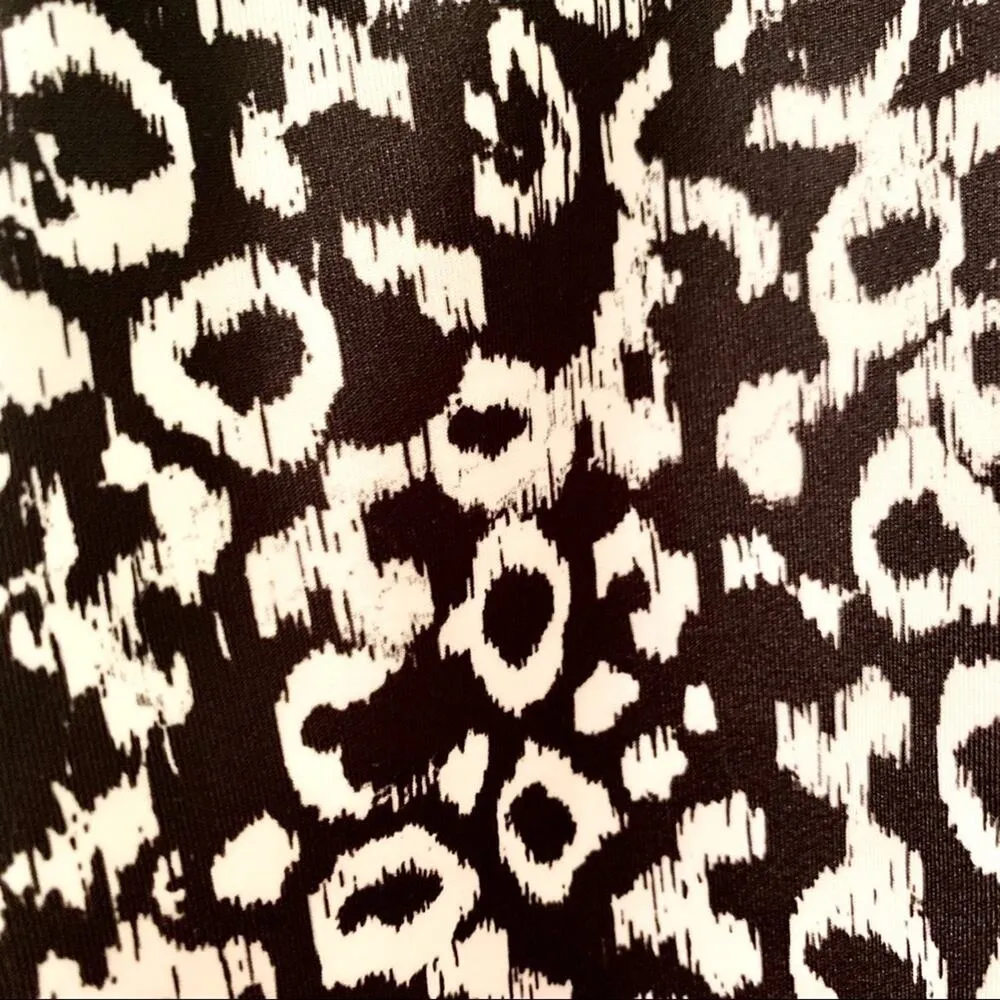 Lily Rose Black & White Mid Rise Leopard Print Mini Skirt Size Medium - Image 4