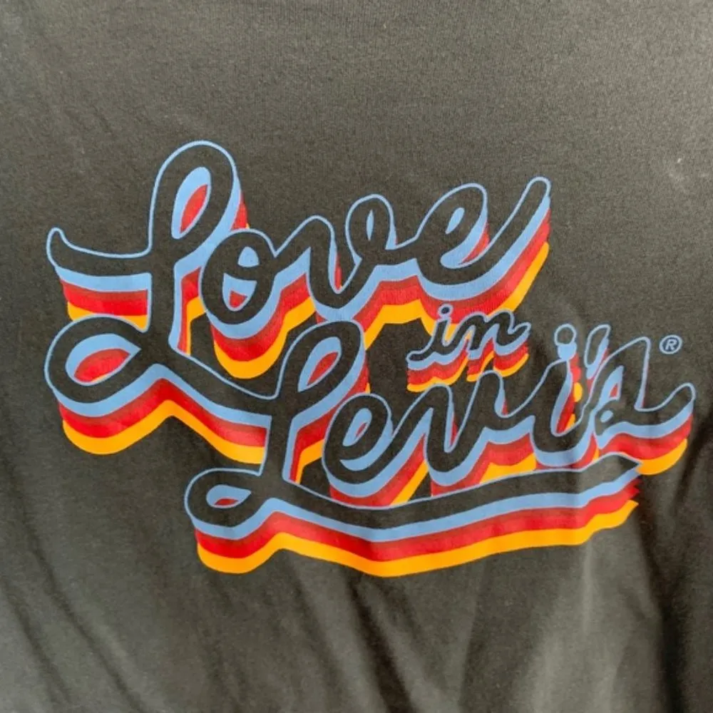 Levi's "Love In Levi's" Hand Cropped Graphic Tee - Image 5