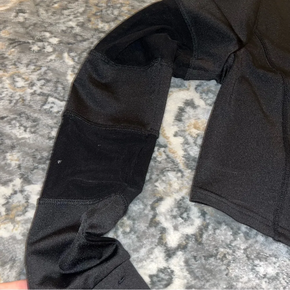 forever 21 athletic cropped quarter zip small - Image 2