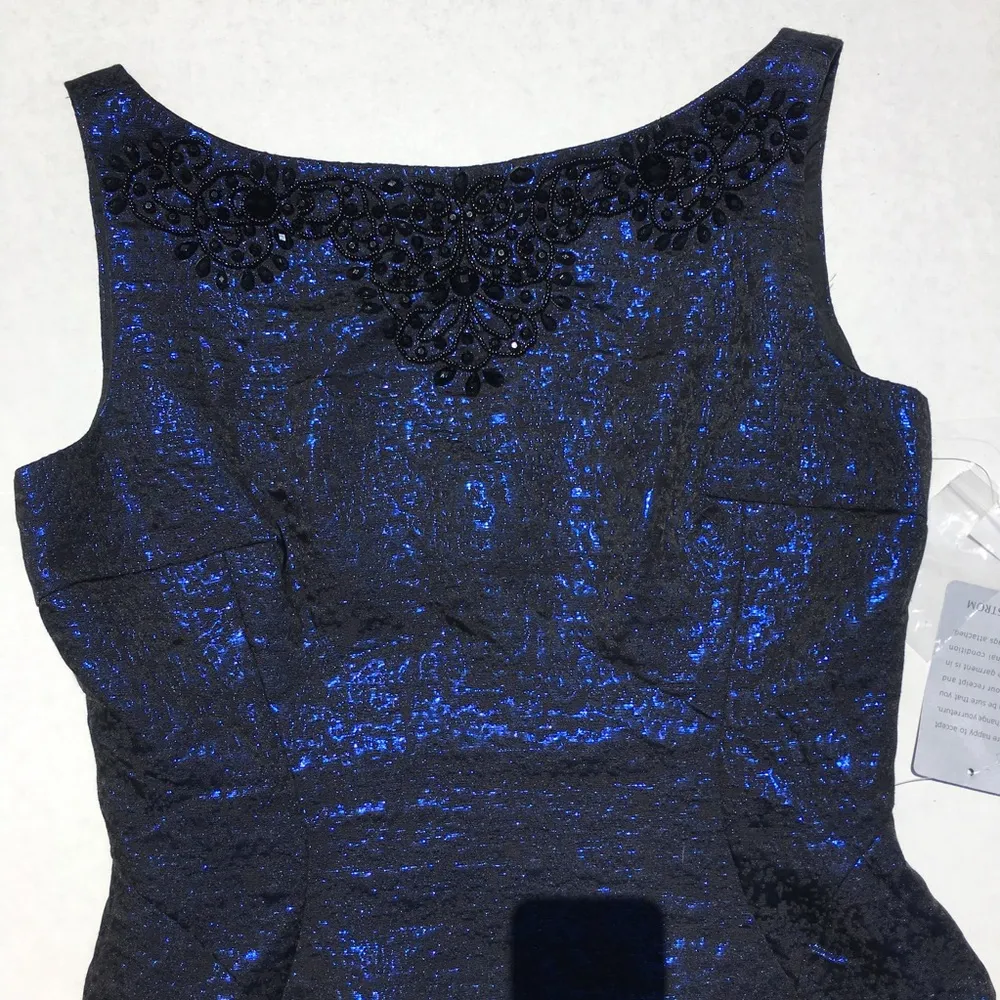 Maggy London Beaded metallic brocade dress… - Image 3