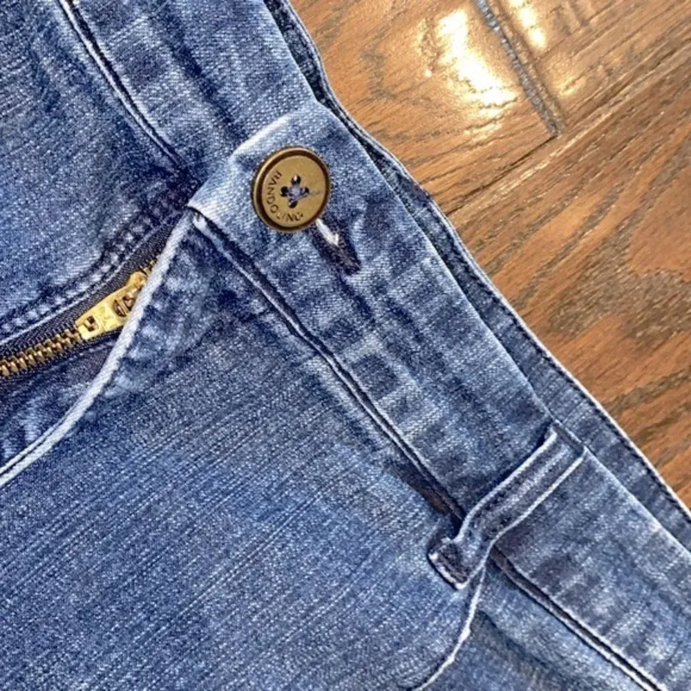 Bandolino jean shorts size 22 - Image 3