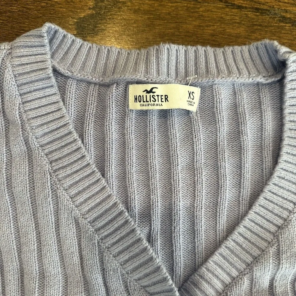 HOLLISTER Button Down Long Sleeve Cardigan Cropped Sweater Violet X Small T0464 - Image 4