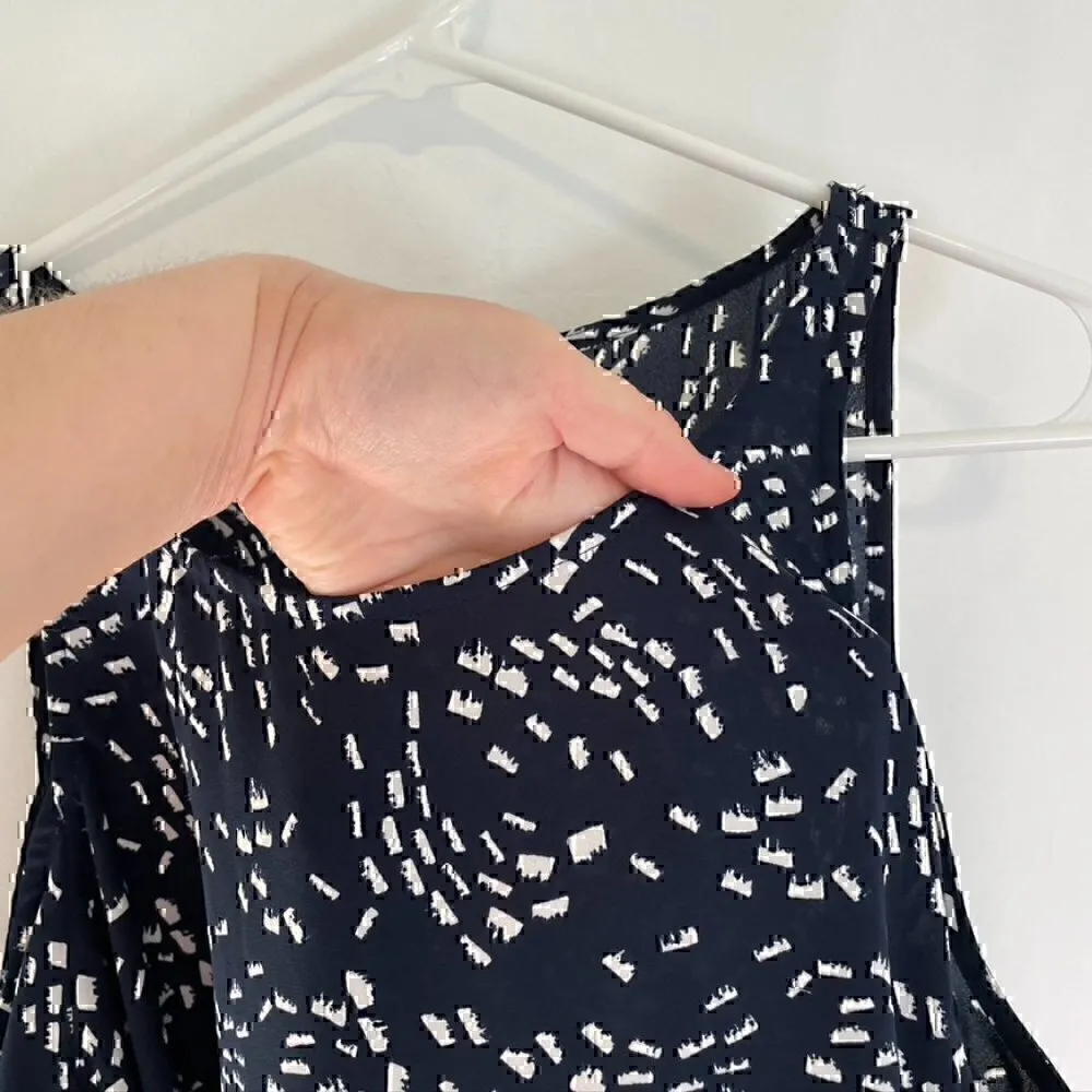 CUPCAKES AND CASHMERE STITCH FIX Lisbon Cold Shoulder Top Navy Blue White Boho S - Image 7