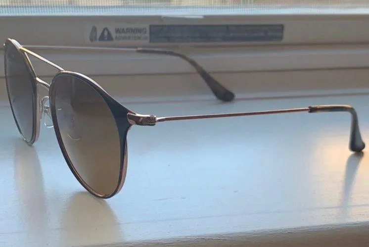 Ray-Ban Sunglasses - Image 2