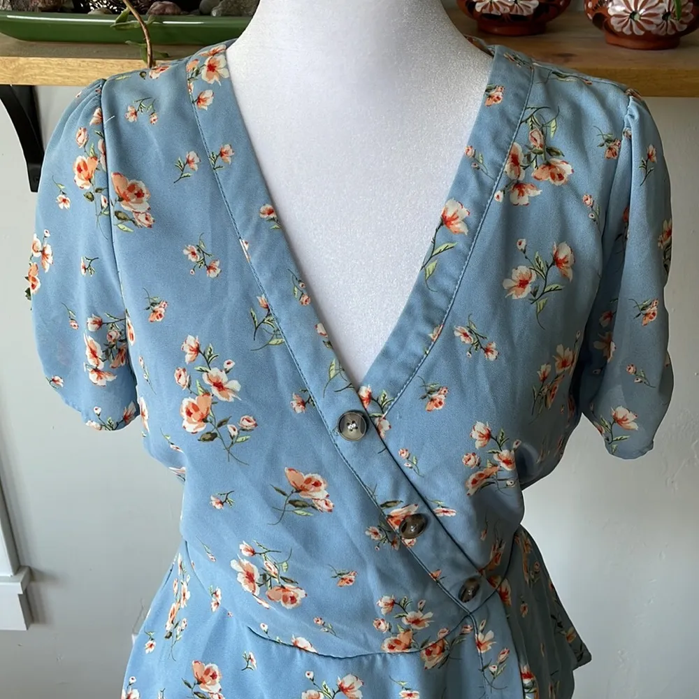 Vtg Y2K Sweet Wanderer Powder Blue Cherry Blossom Floral Print Peplum Blouse S Pink - Image 3