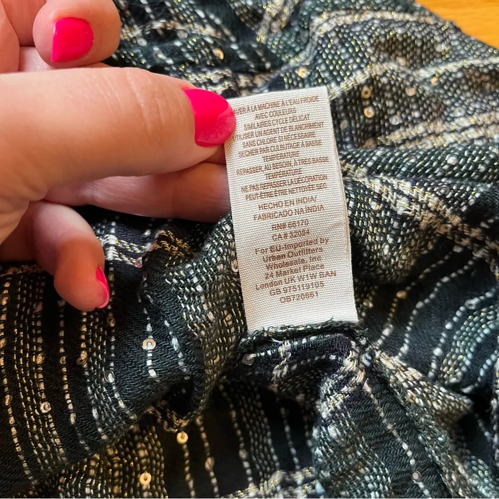 Free People Fearless Love Pullover size medium - Image 10