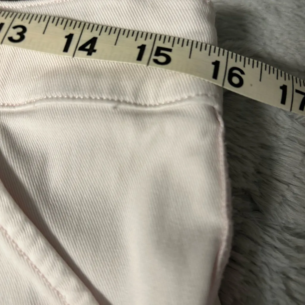 SPANX Women's Athletic Shorts in Ice Pink - Image 4