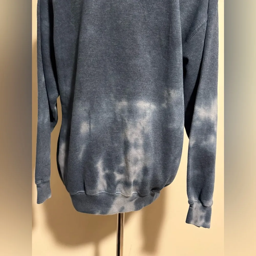 EUC AC/DC Blue and Purple Tie Dye High Voltage Rock & Roll 1975 Hoodie size M - Image 8