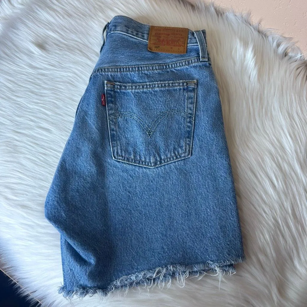 Levi's 501 Cut Off Distressed Jean Shorts Size 28 - Image 2