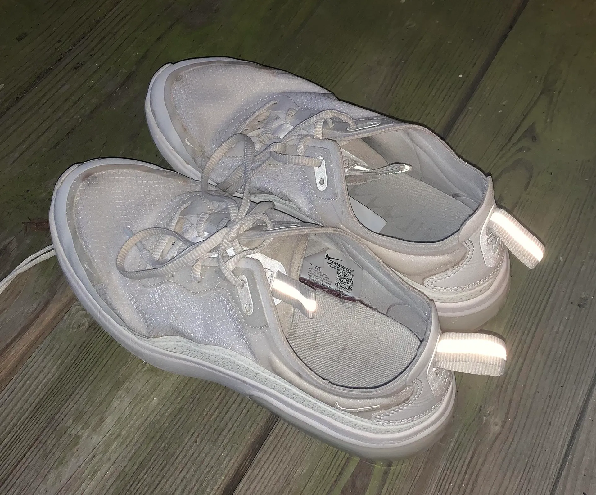 Nike Running Shoes - Image 2