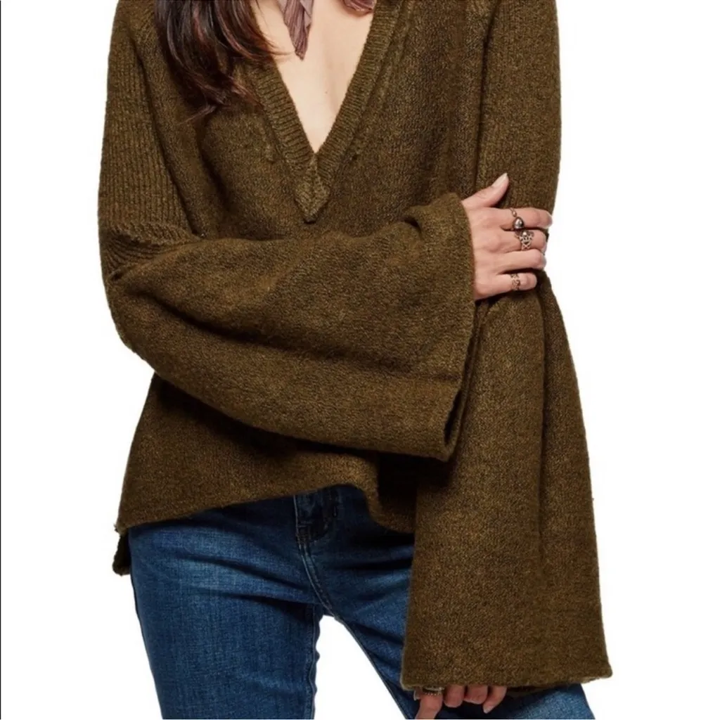 Free People Lovely Lines Bell Sleeve Sweater Green Boho Casual Cozy Knit Size M - Image 4
