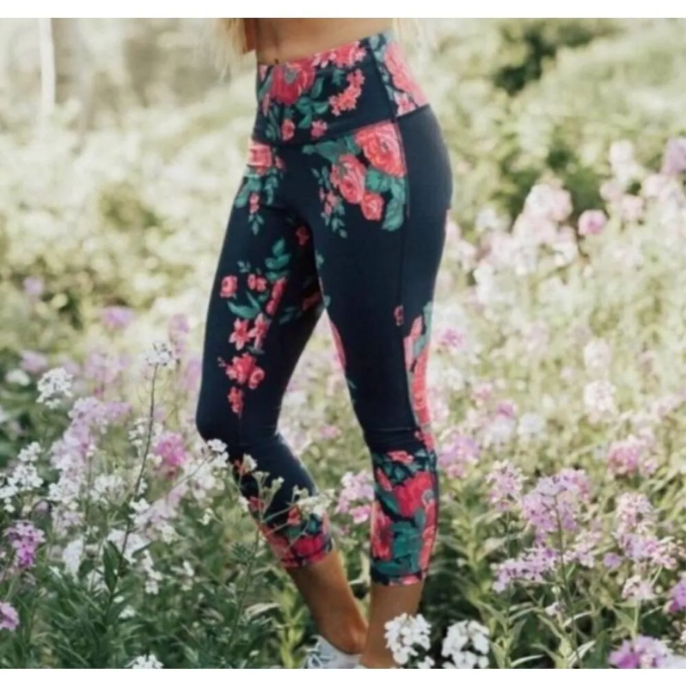 Albion Fit Antigua Pink Floral Cropped Leggings Small Compression Athletic - Image 10