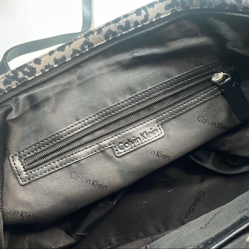 Calvin‎ Klein Black and Cream Tote Bag with Leopard Print - Image 7