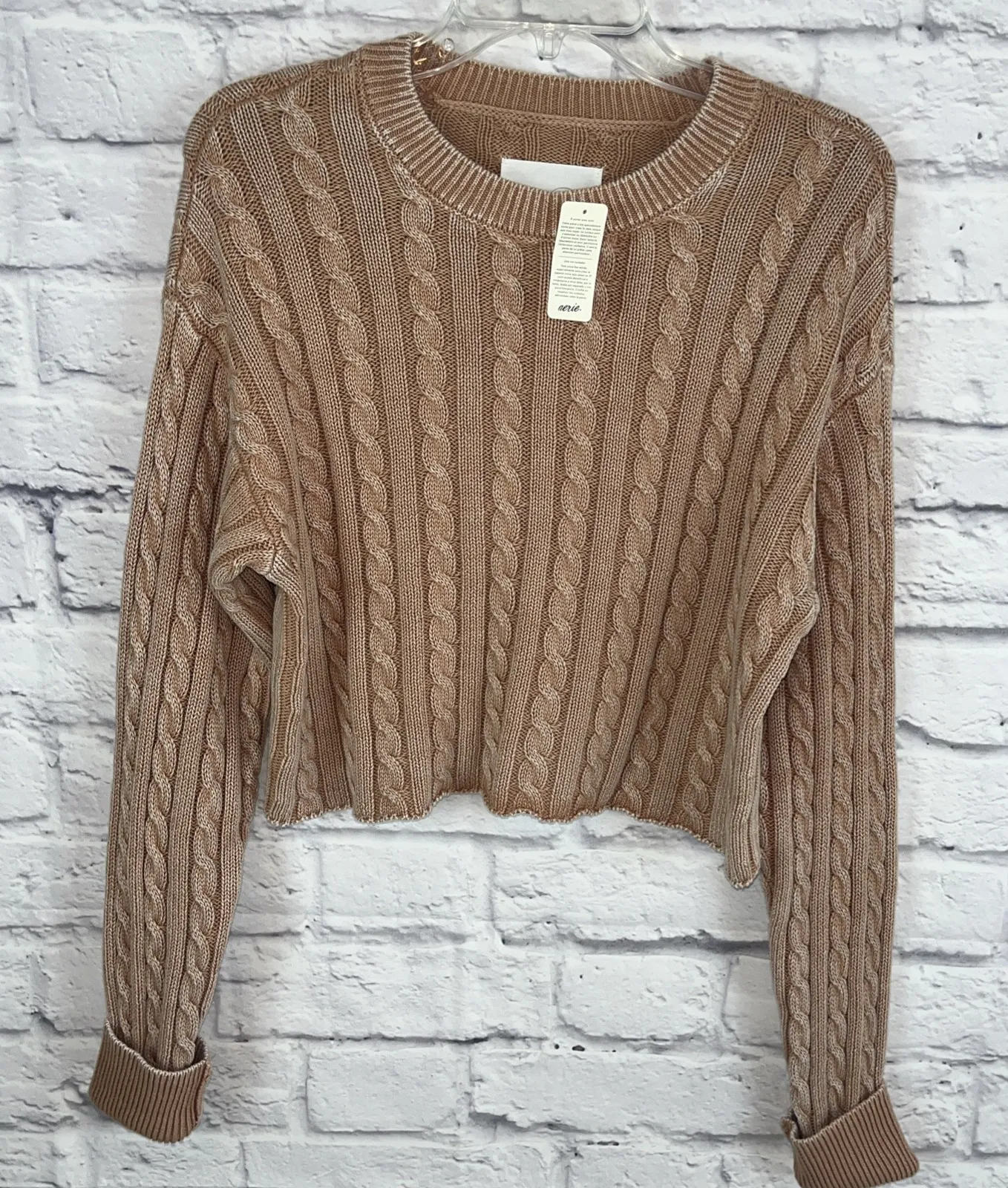 Aeri Women's NWT Cropped Cable Knot Casual Cozy Everyday Sweater Size Small Brown - Image 1