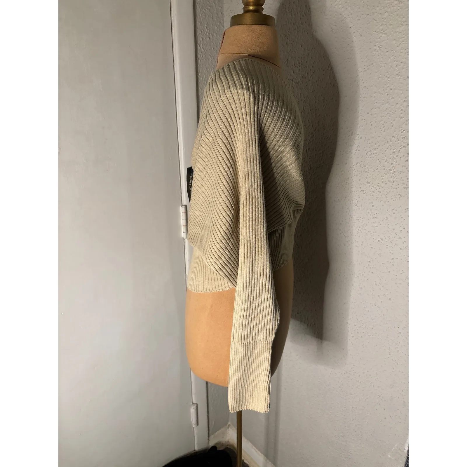 PrettyLittleThing Stone Wrap Off Shoulder Jumper Sweater M NEW Cozycore Comfy - Image 2