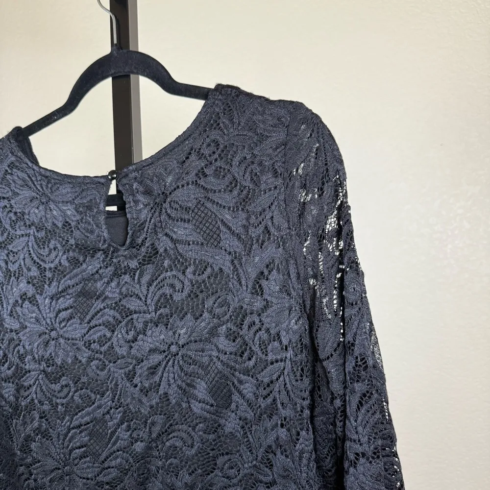 Black Lace Large Romantic Feminine Scalloped Hem Witchy Gothic Semi Formal Too - Image 3