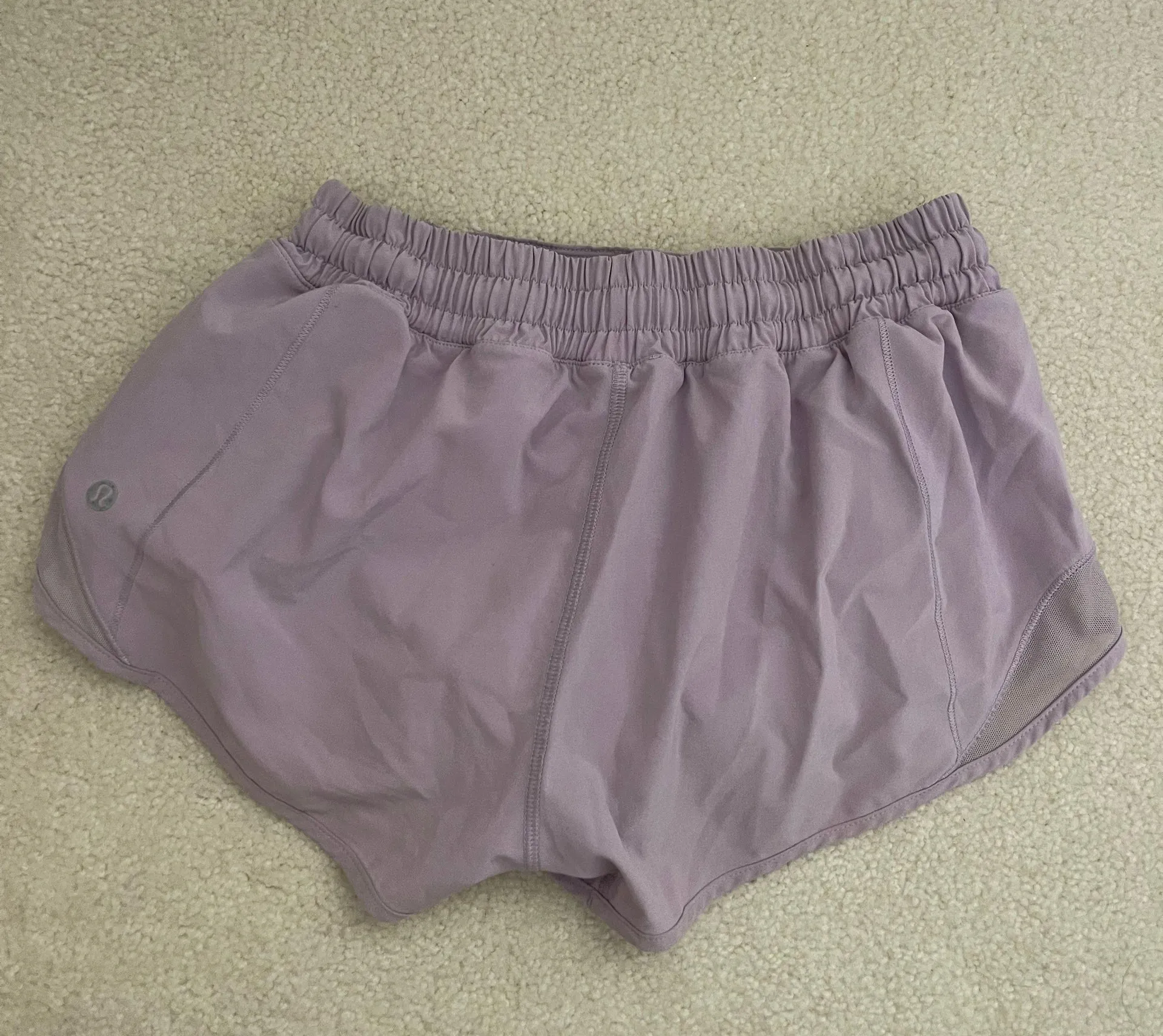 Lululemon Hotty Hot Short 2.5” - Image 2
