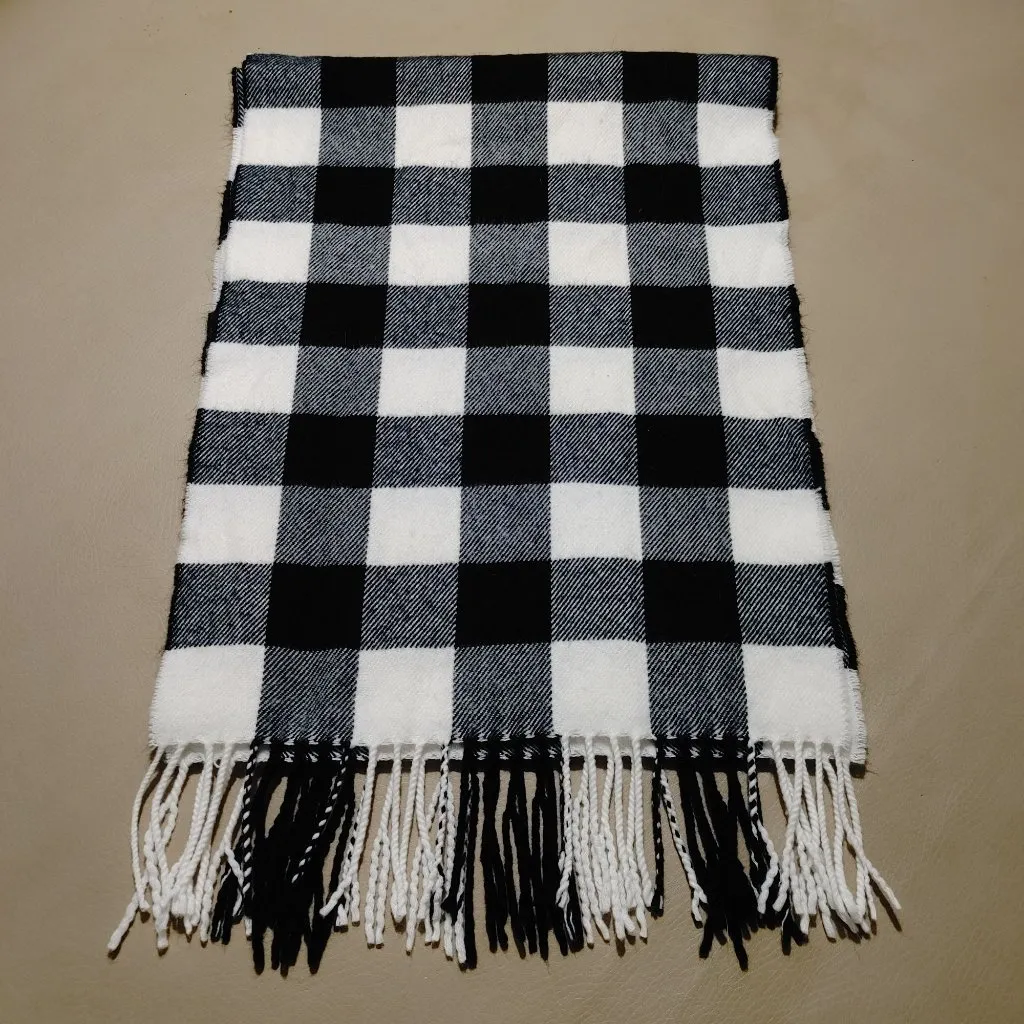 Fall Cashmere Scarf Plaid Black White Buffalo Checkered Print Fringe Scotland - Image 7