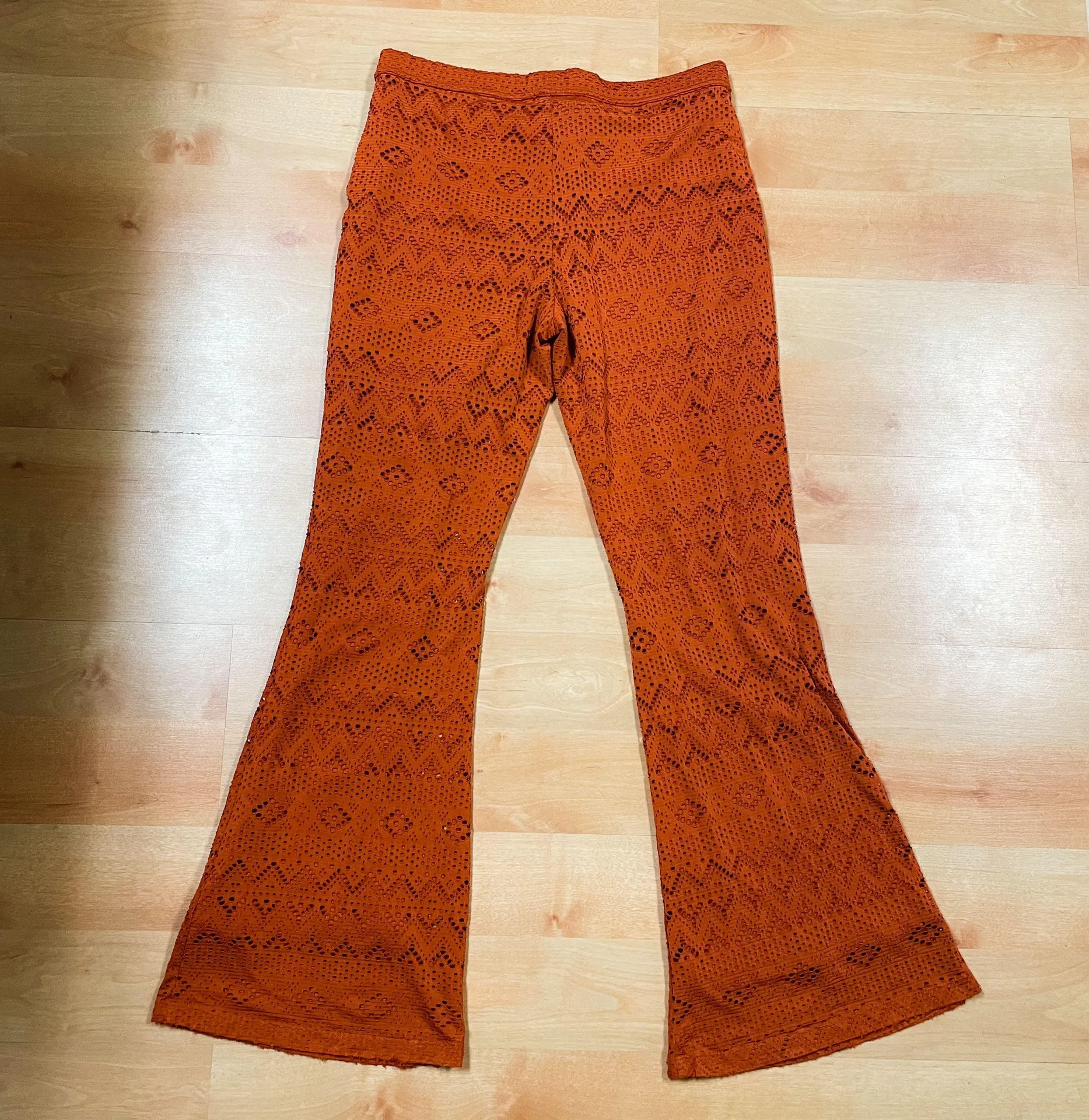 American Eagle Orange Wide Leg Boho Lace Pants - Image 3