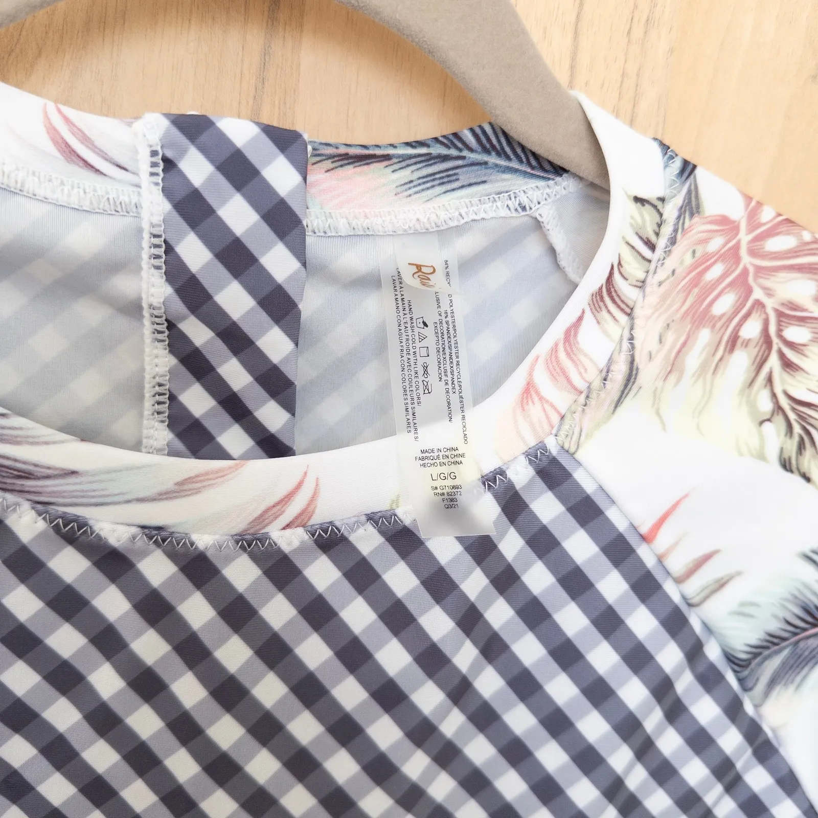 Raisins Womens Long Sleeve Rash Guard Swim Shirt UPF 50 Gingham Tropical Floral - Image 5