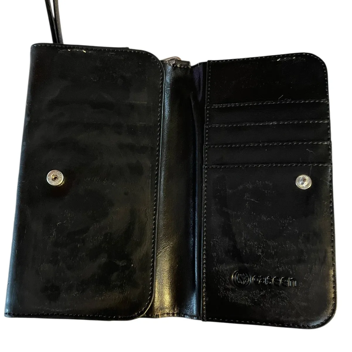 Caseen Cat Black and White Wristlet - Image 2