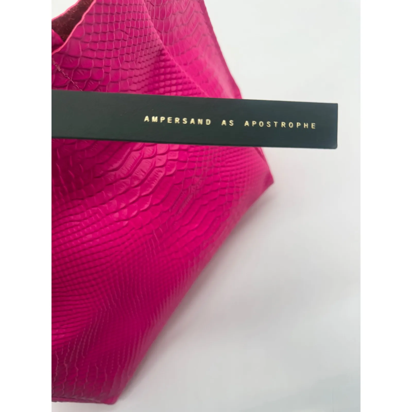 NWT AMPERSAND AS APOSTROPHE HALF TOTE / NEON PINK PYTHON $538 - Image 6