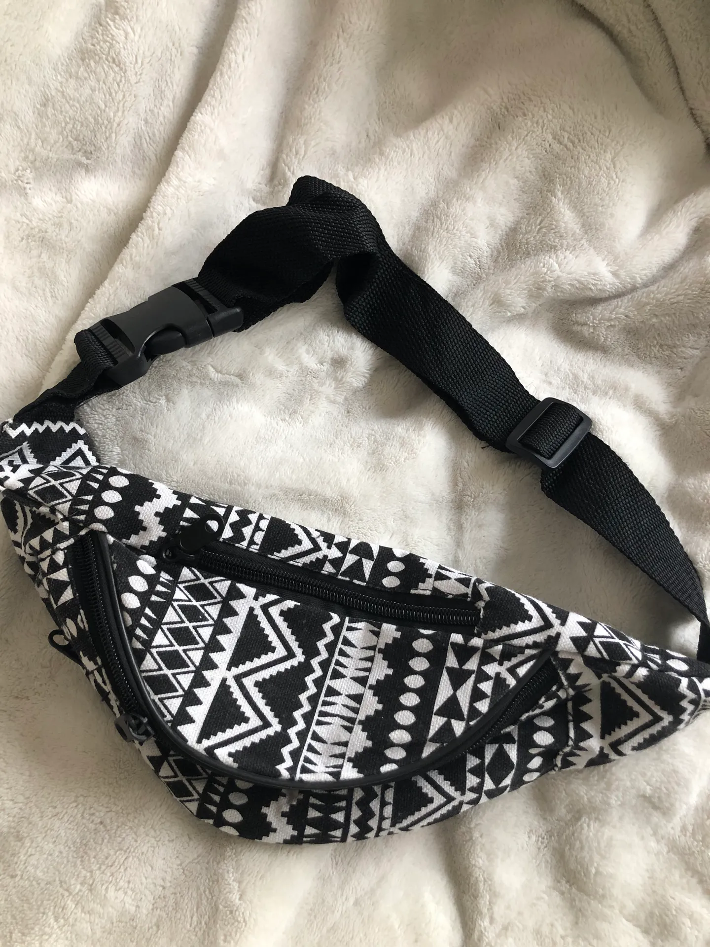 Aztec Print Fanny Pack Black - Image 9