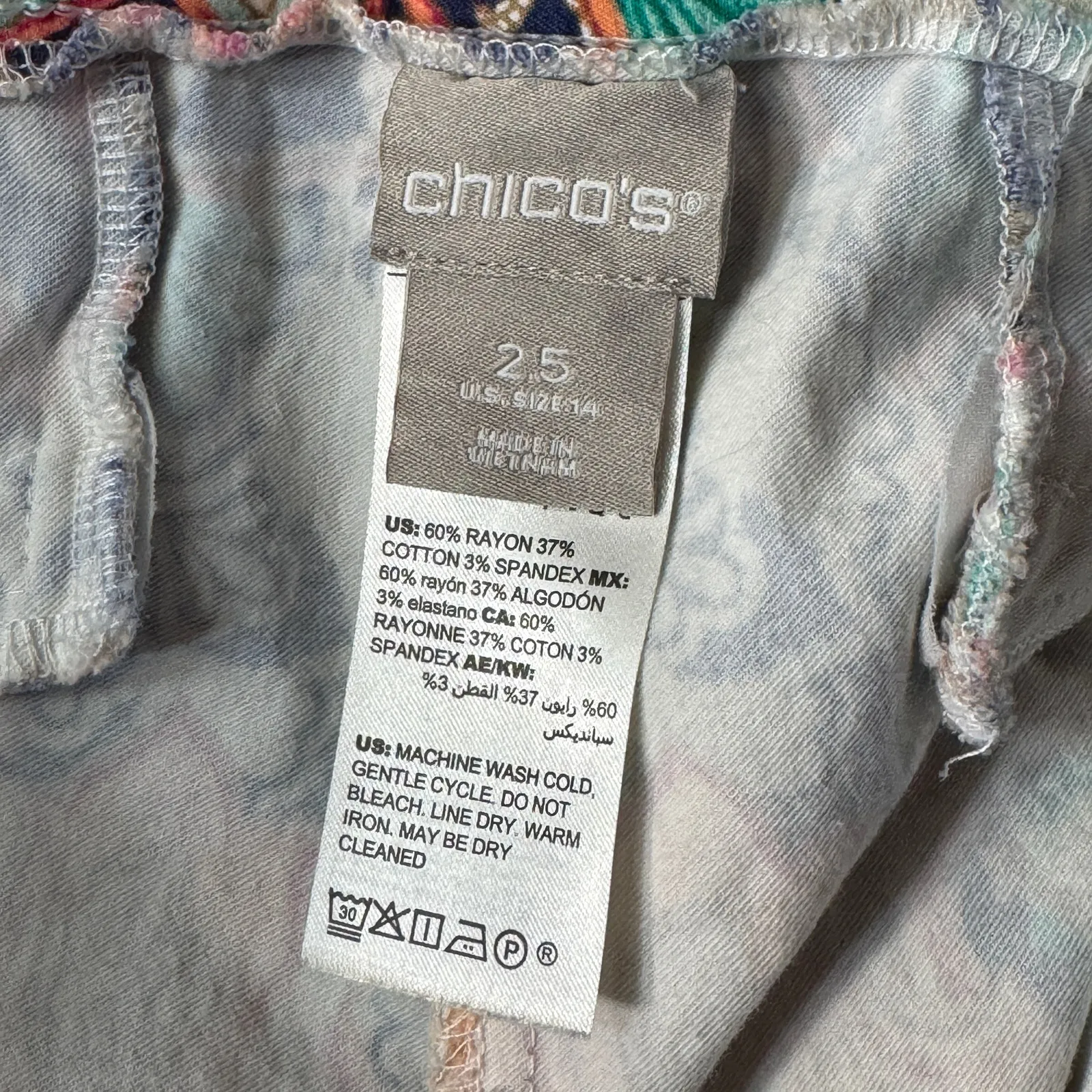 Chico’s SZ 2.5 (14) Crop Pants Pull-On Stretch Paisley Floral Flat Front Hi-Rise - Image 7