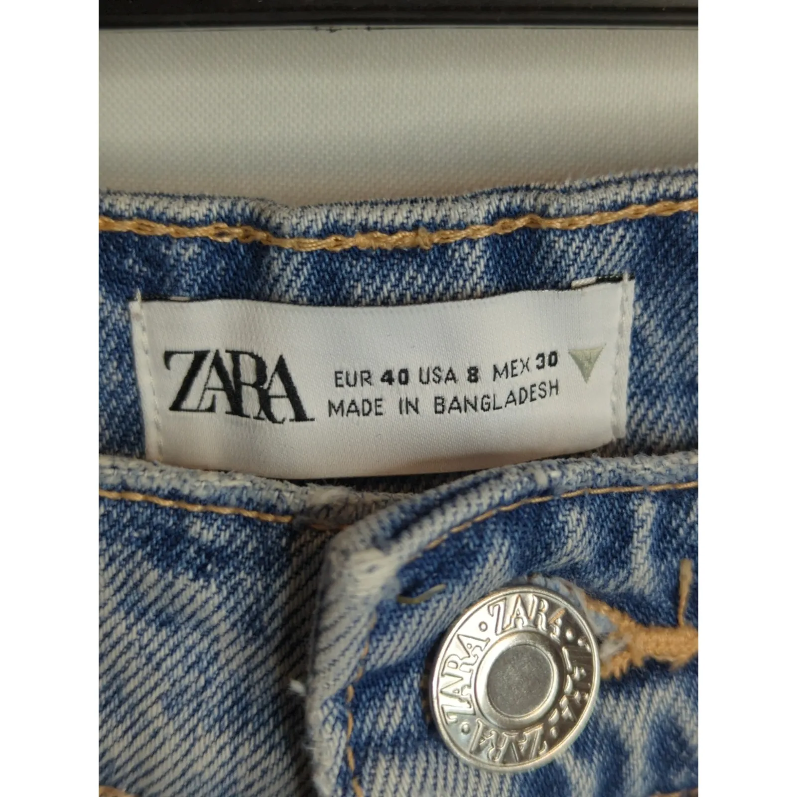 Zara‎ Blue Denim Cut Off Short Women's Size 8 Light Wash Distressed High Waist - Image 7