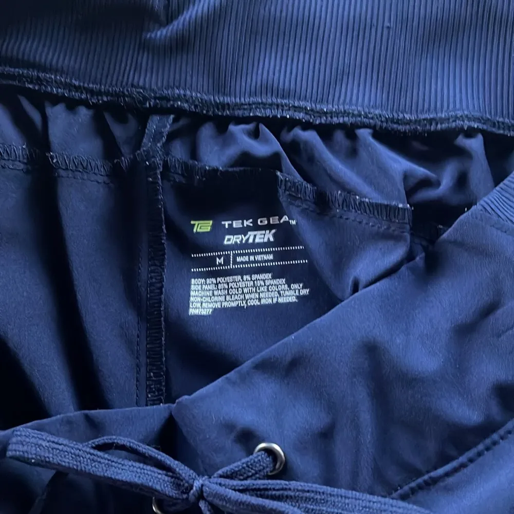 Navy travel pants - Image 2