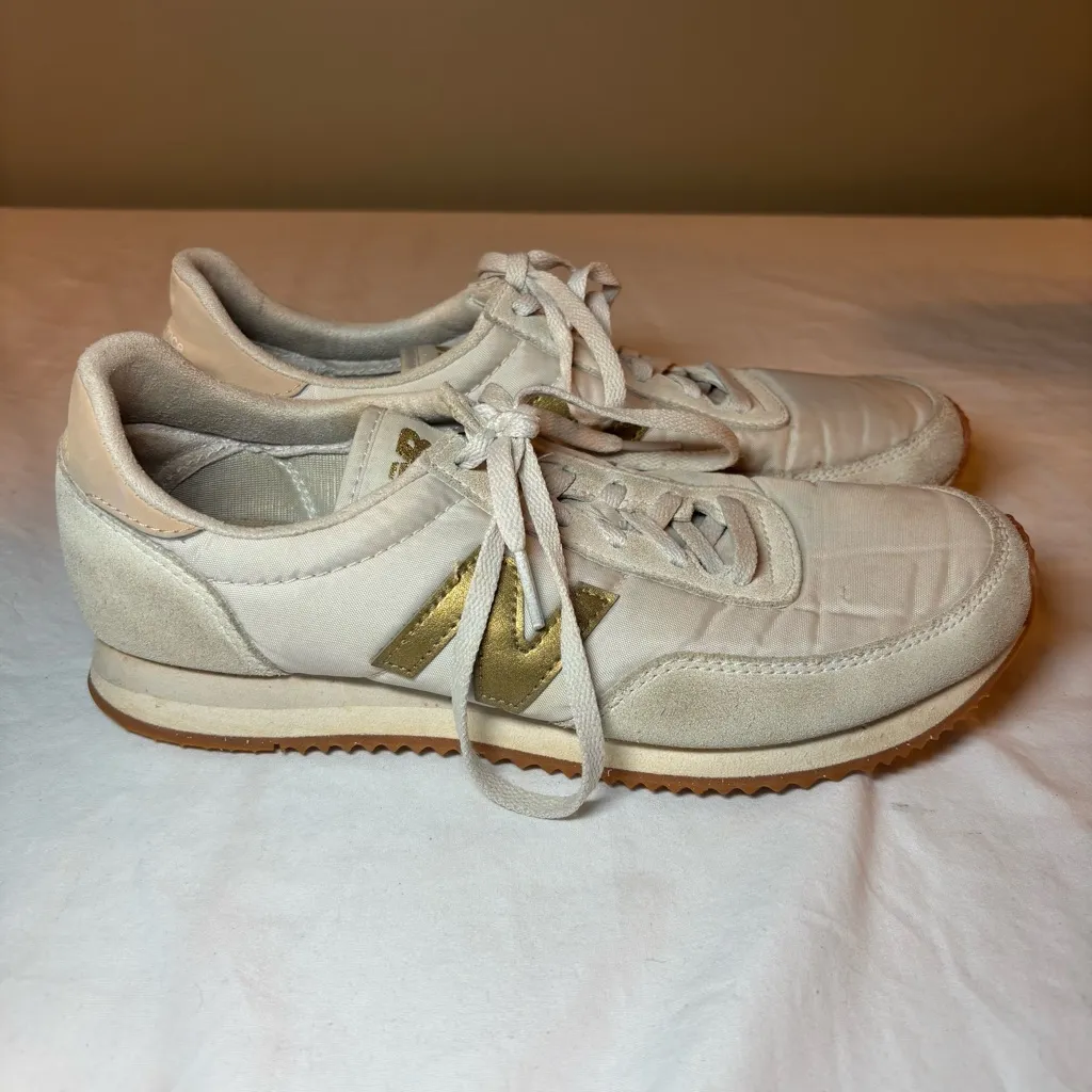 New Balance Women’s 720 Cream And Gold Sneakers Shoes Size 8 - Image 3
