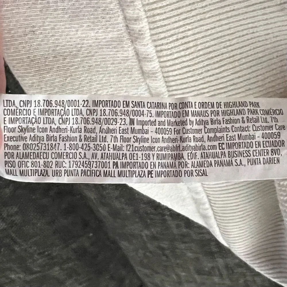 Forever 21+ Torn Collar Sweatshirt in Off White - Image 13