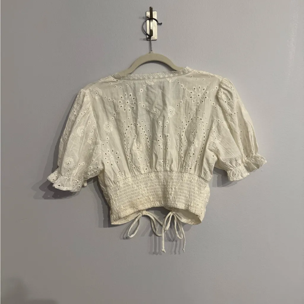 Sky to Moon White Eyelet Blouse – Size L Size L - Image 5