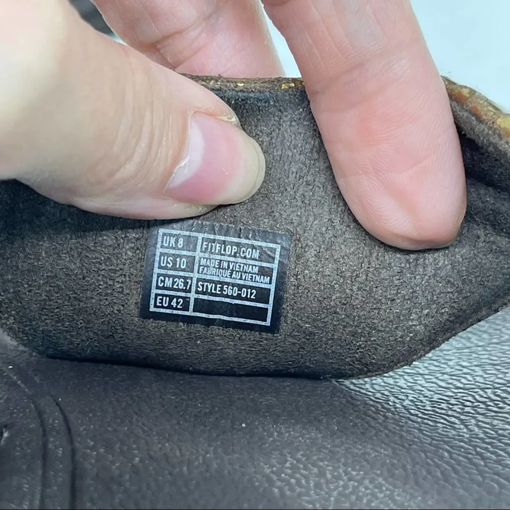 FITFLOP Sandals Lulu Metallic embossed Thong Sz 10 - Image 12