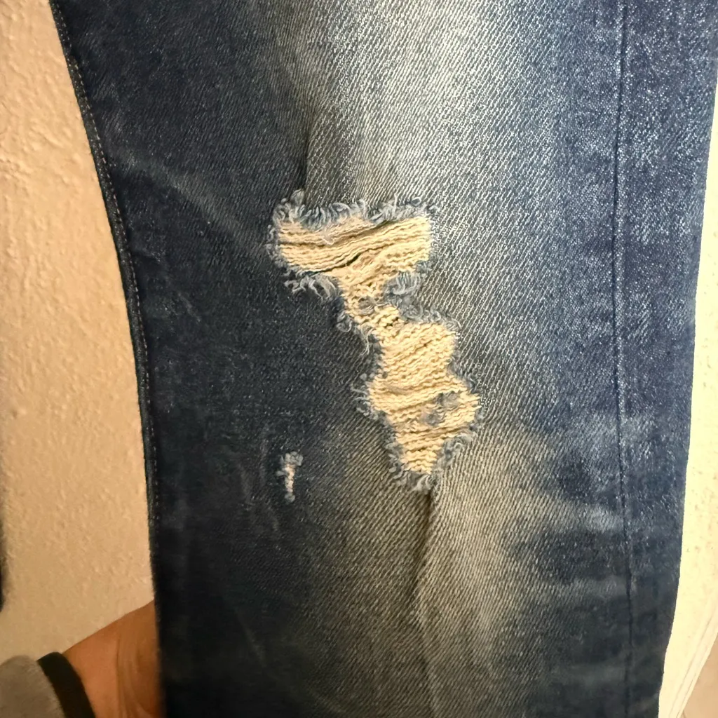 CQY Anthropology women’s Dark blue distress straight Slim denim jeans size 27 - Image 10