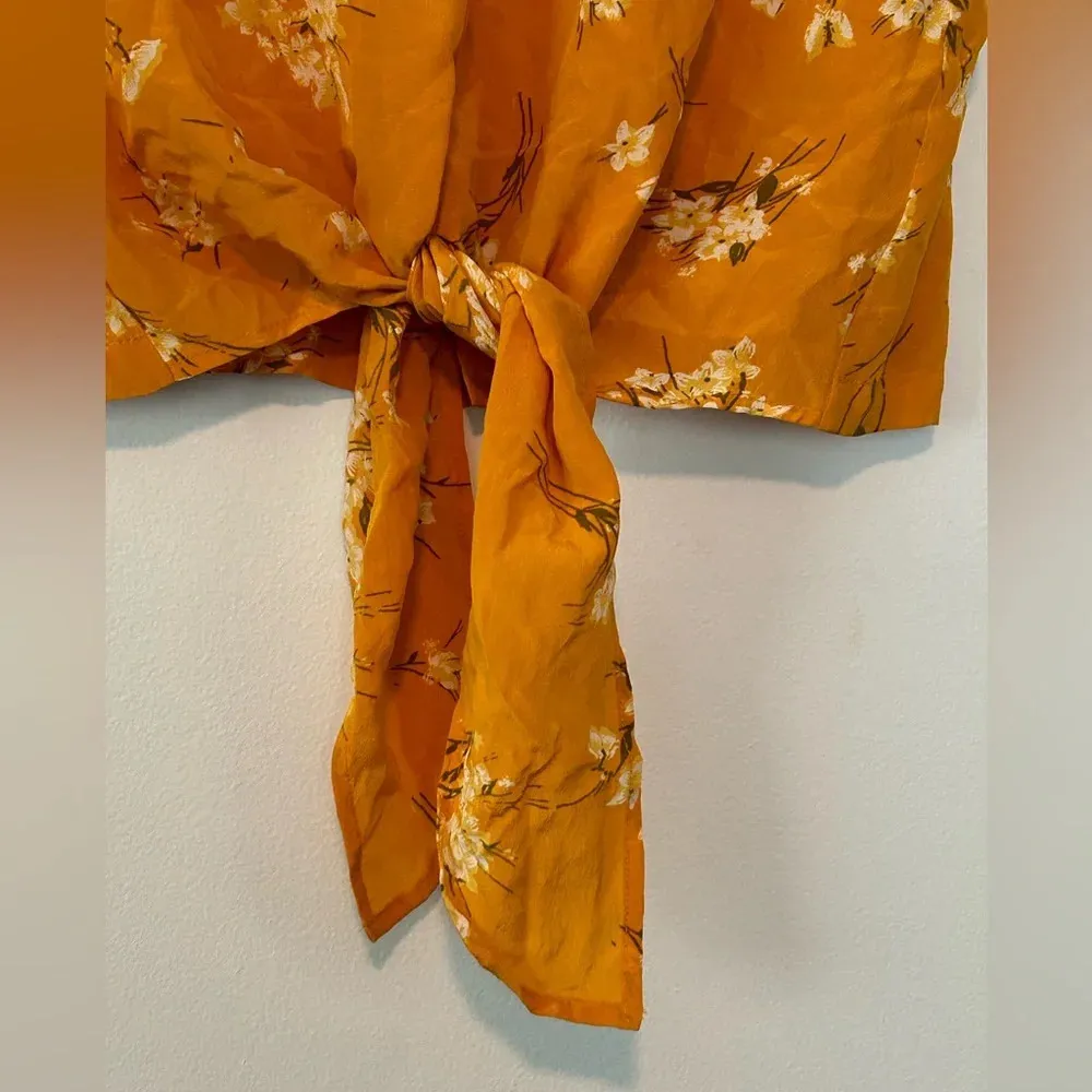 Madewell Silk Button-Back Tie Tee in Butterfly Garden XXS Orange - Image 8