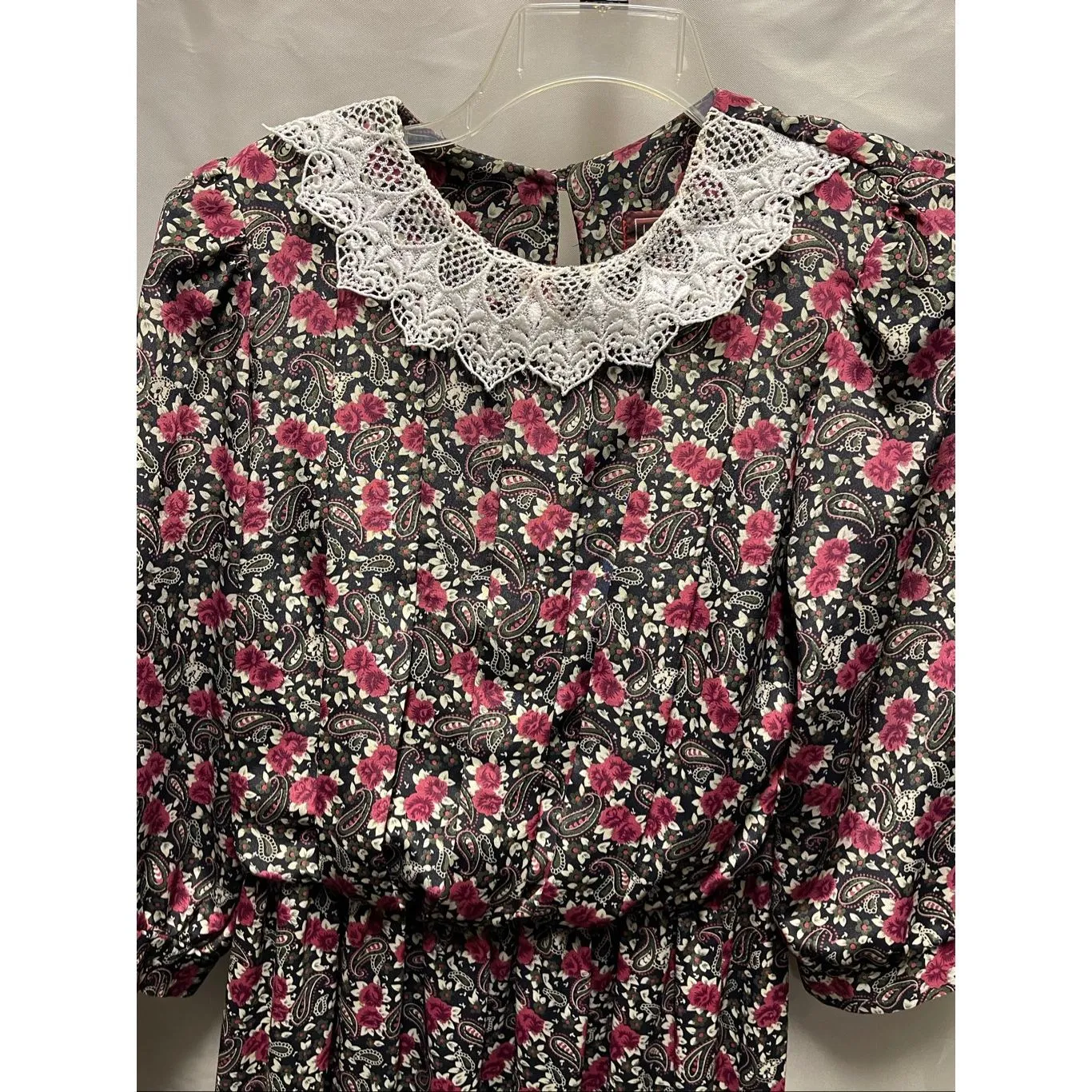 Vintage Lisa II floral dress lace collar size 14 runs small padded shoulders Red - Image 5