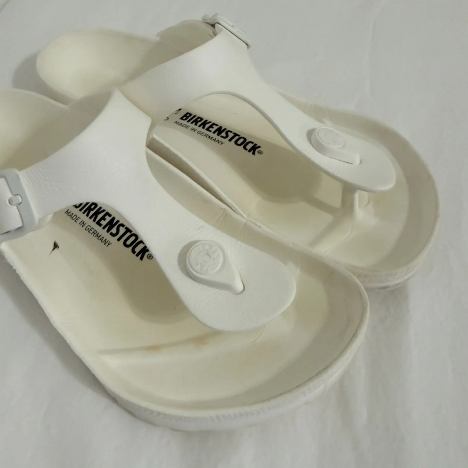Birkenstock White Gizeh Eva Thong Sandals Size 5 - Image 3