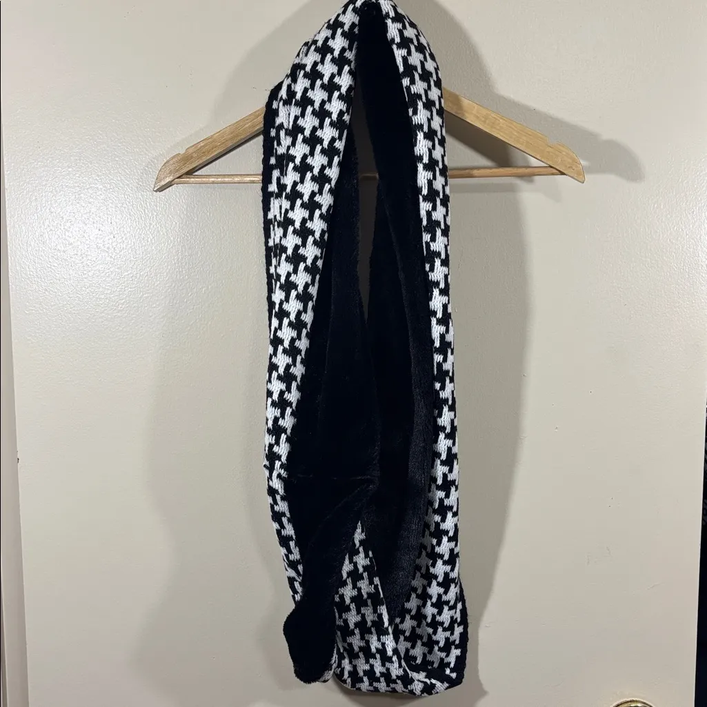 Croft & Barrow Houndstooth Faux Fur Knitted Scarf One Size - Image 3