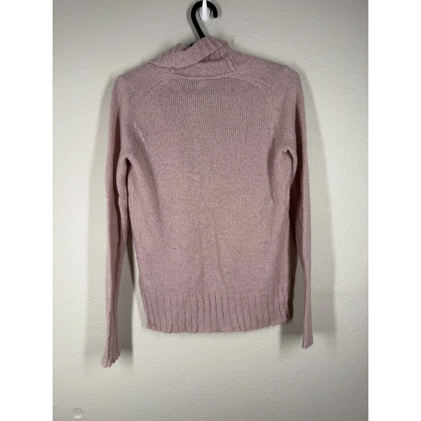 J Crew Pink Wool Mohair Blend V Neck Sweater Womens XS Blush Pink Cozy Warm - Image 4