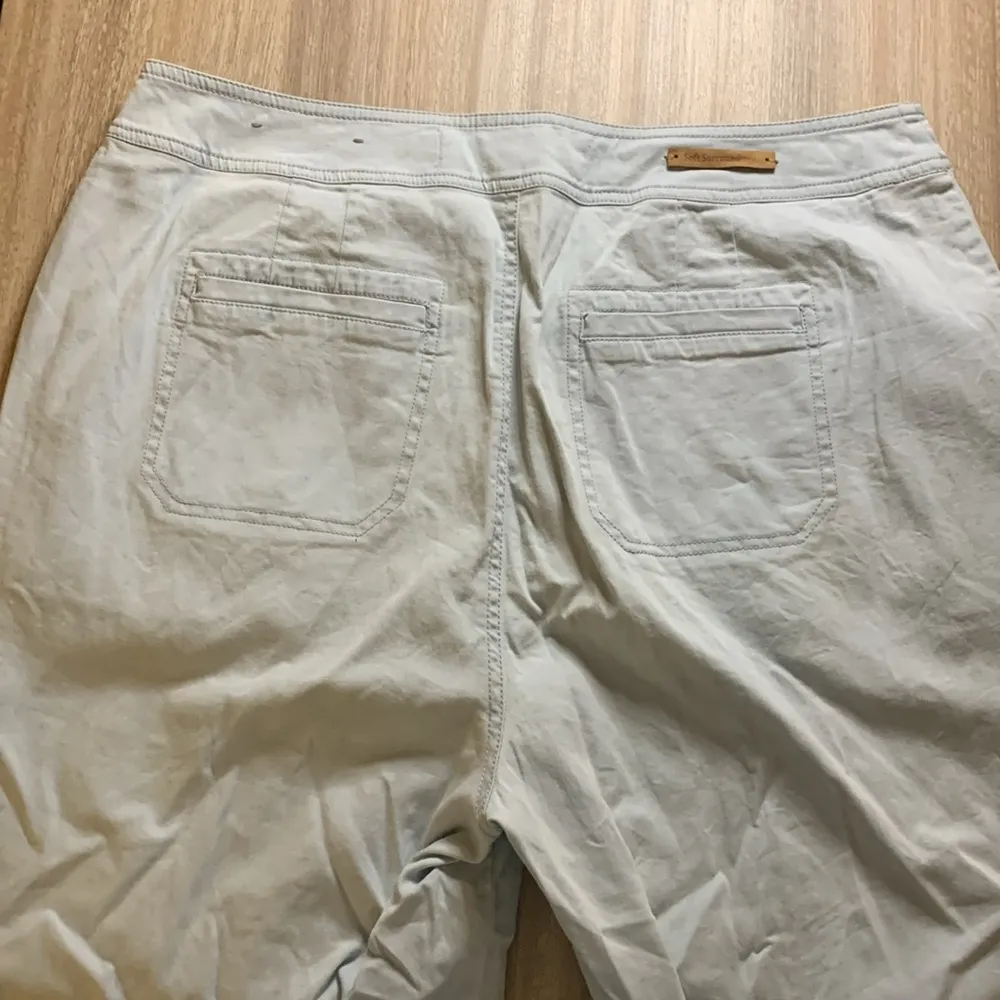 Soft Surroundings The Ultimate Denim Anouk Cropped Jeans Size Medium - Image 6