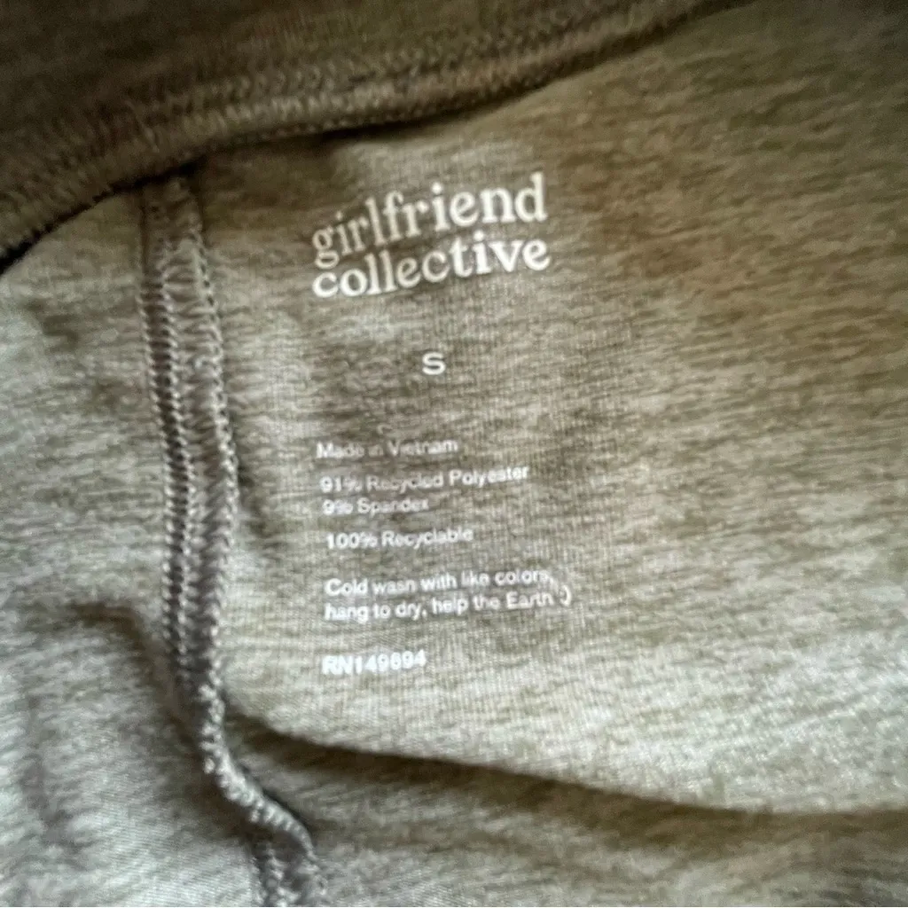 Girlfriend Collective Crop - Image 3
