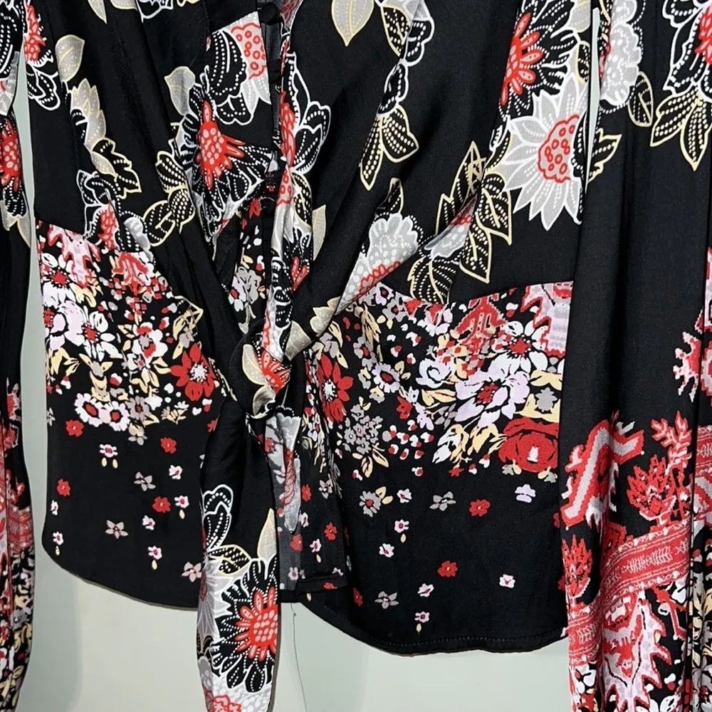 Free People women’s small coal combo top deep v-neck button down tie front NWT - Image 3