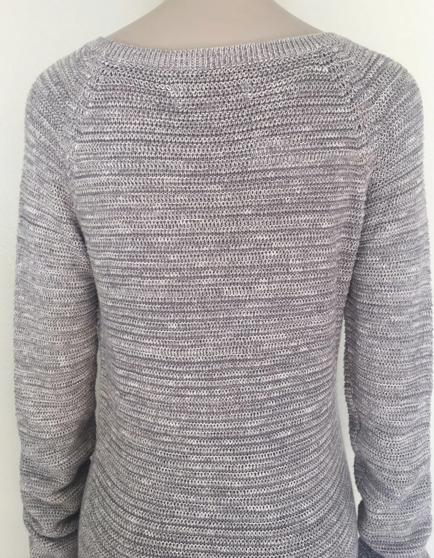Marled Knit Grey Sweater NWT! - Image 4