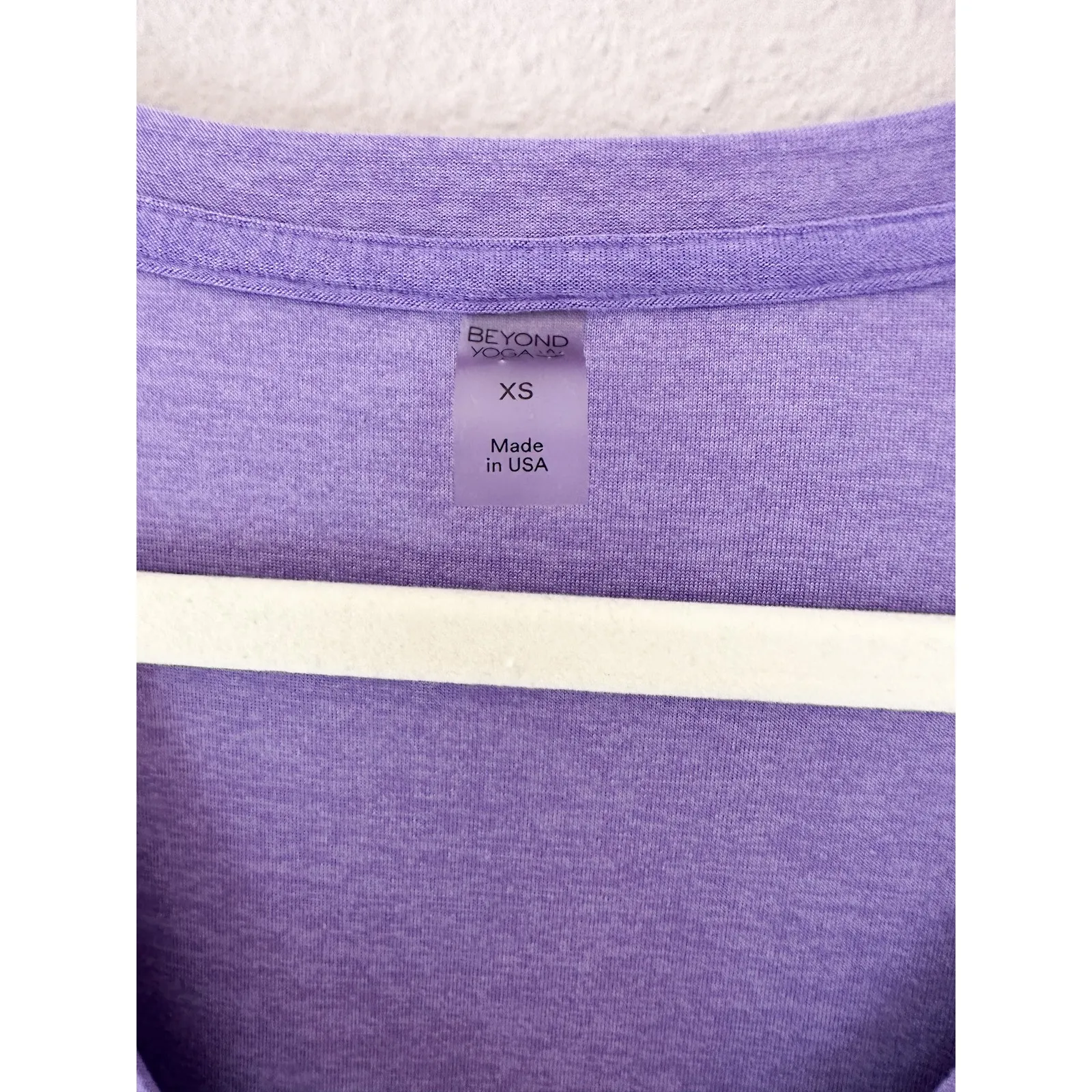 Beyond Yoga‎ Purple V Neck Tee Shirt Size XS - Image 2