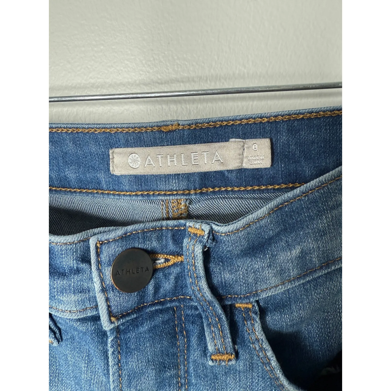 Athleta Sculptek High Rise Crop Kick Flare Boot Cut Morro Wash Blue Jeans 0 - Image 4