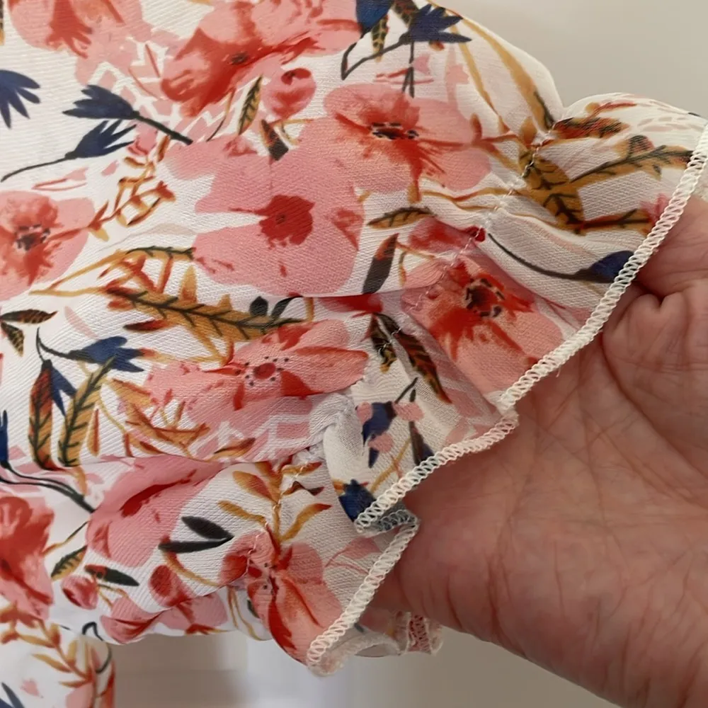 Allegra K Floral Blouse Small - Image 4